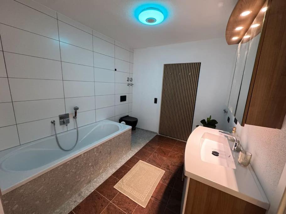 Boho Apartment Vintage Naehe Salzburg Freilassing Eksteriør billede